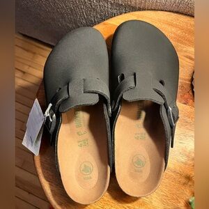 NEW! Black BIRKENSTOCK Boston Soft Footbed Clog